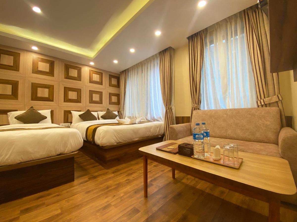 Hotel Airport Gurkha カトマンズ エクステリア 写真